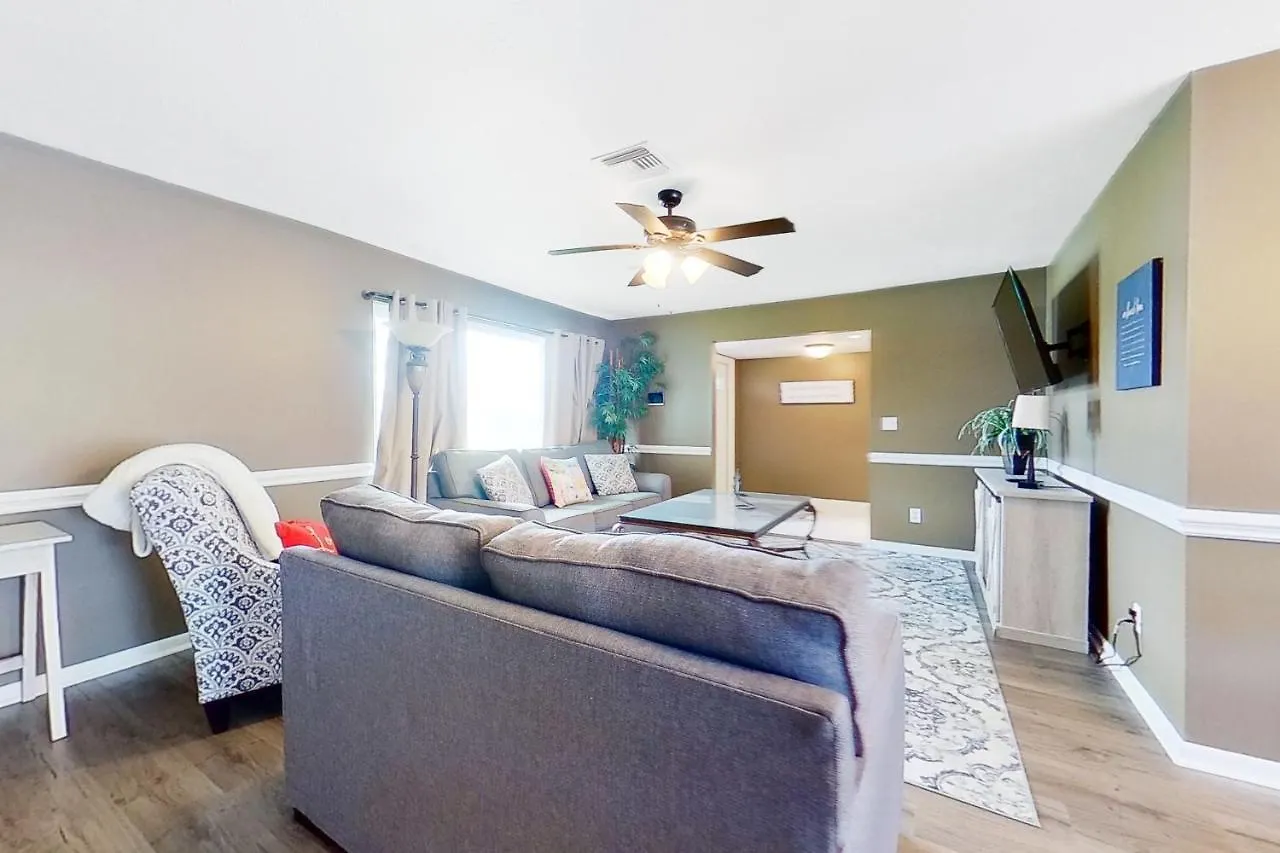Sun-soaked Serenity * Cape Coral