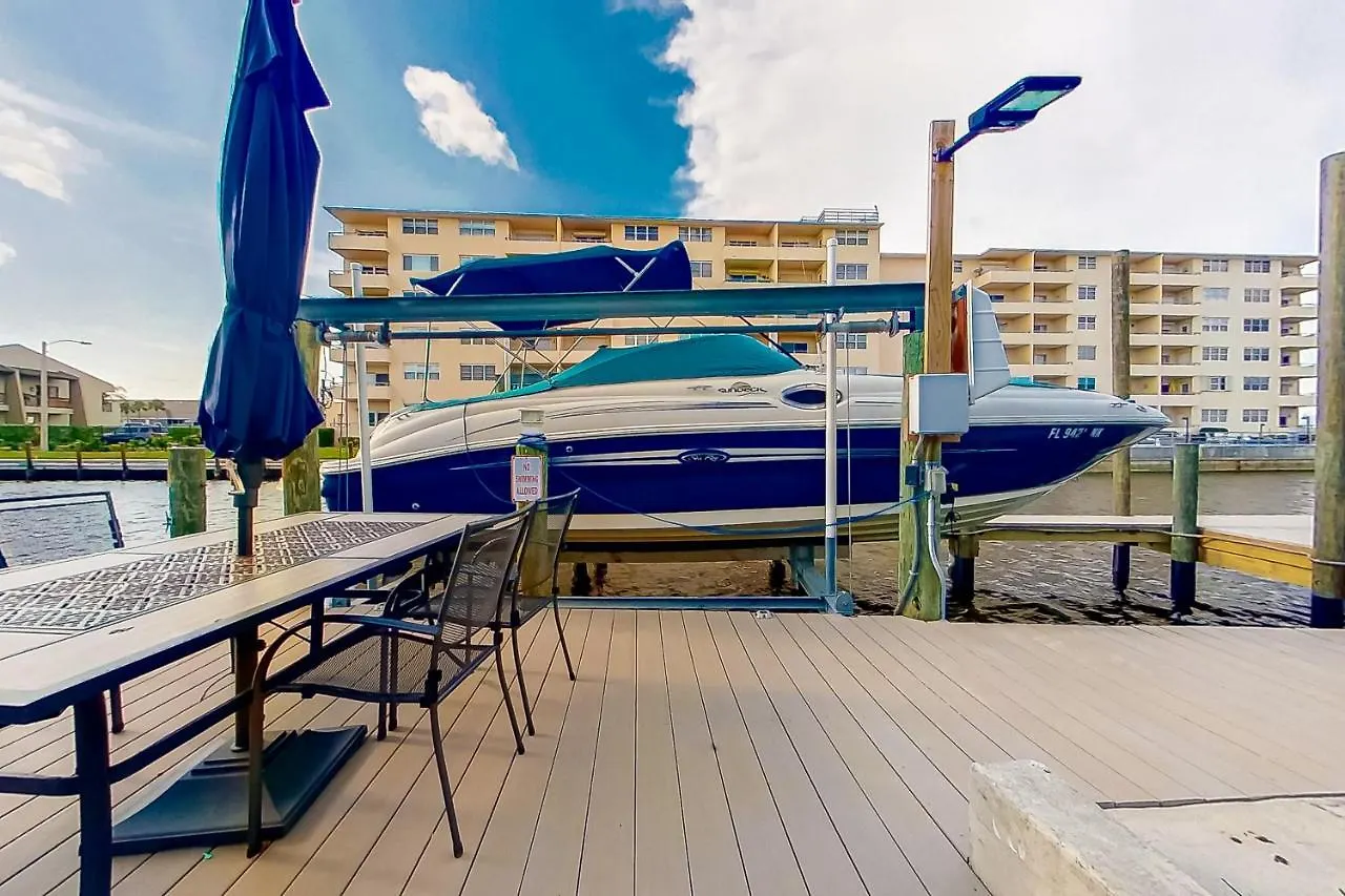 Holiday home Palms On The Canal Cape Coral