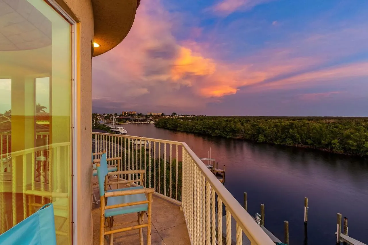 Holiday home Southern Serenity Cape Coral