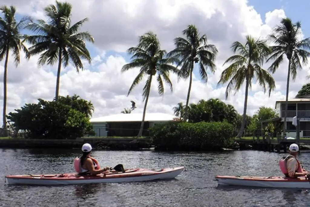 Palaco Paradise, Canal View And Pool Holiday home Cape Coral