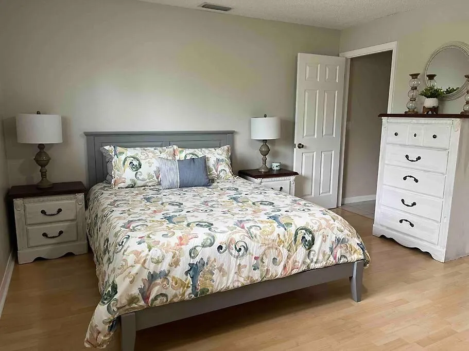 Palaco Paradise, Canal View And Pool * Cape Coral