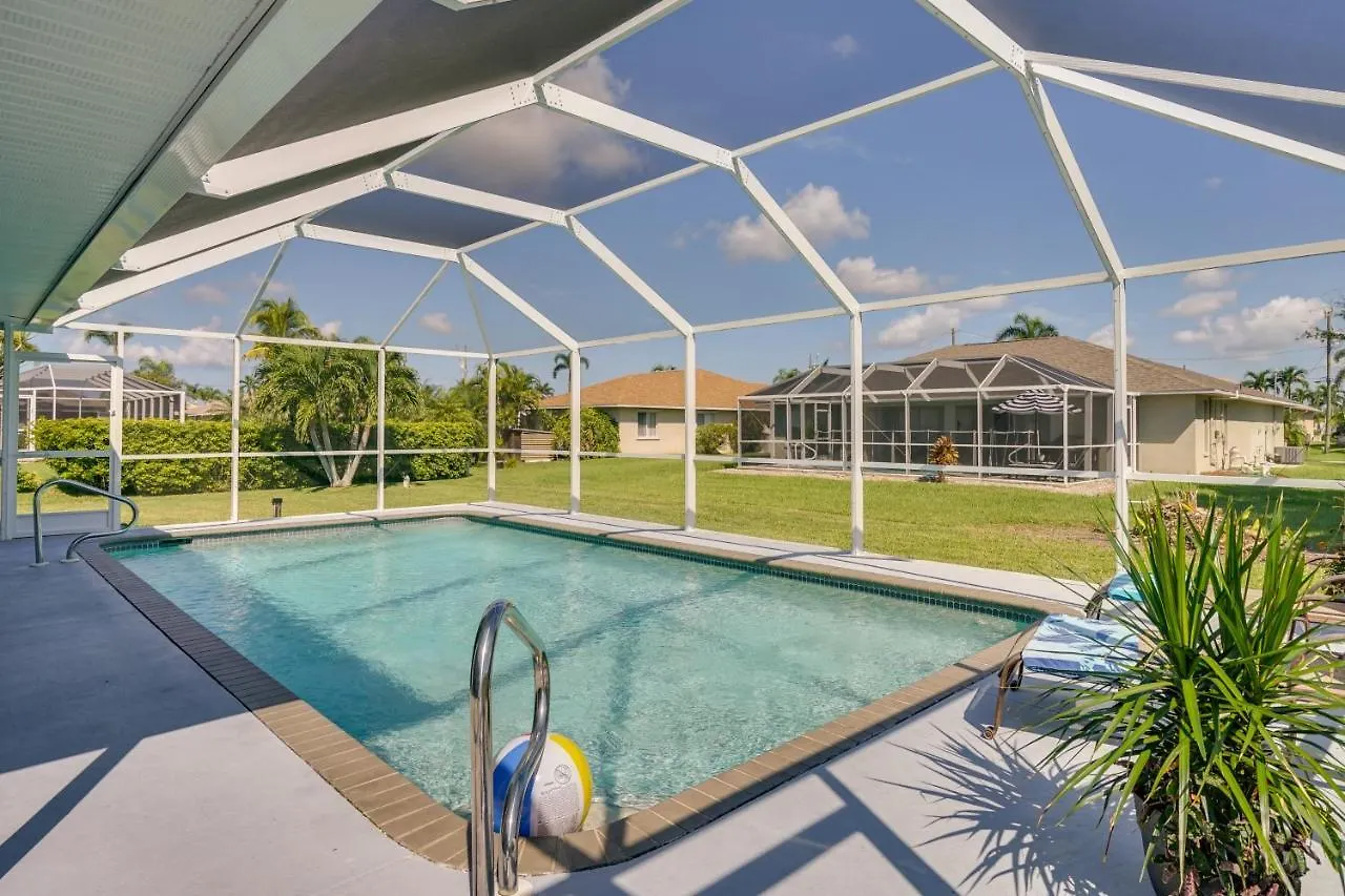 Holiday home Centrally Located Oasis Pool And Lanai Cape Coral