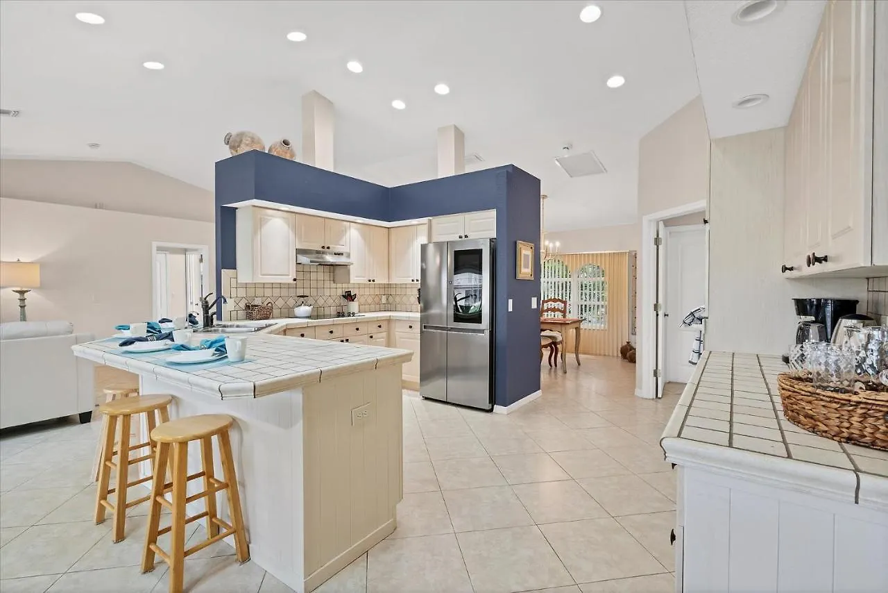 2101 Se 2nd Terr * Cape Coral