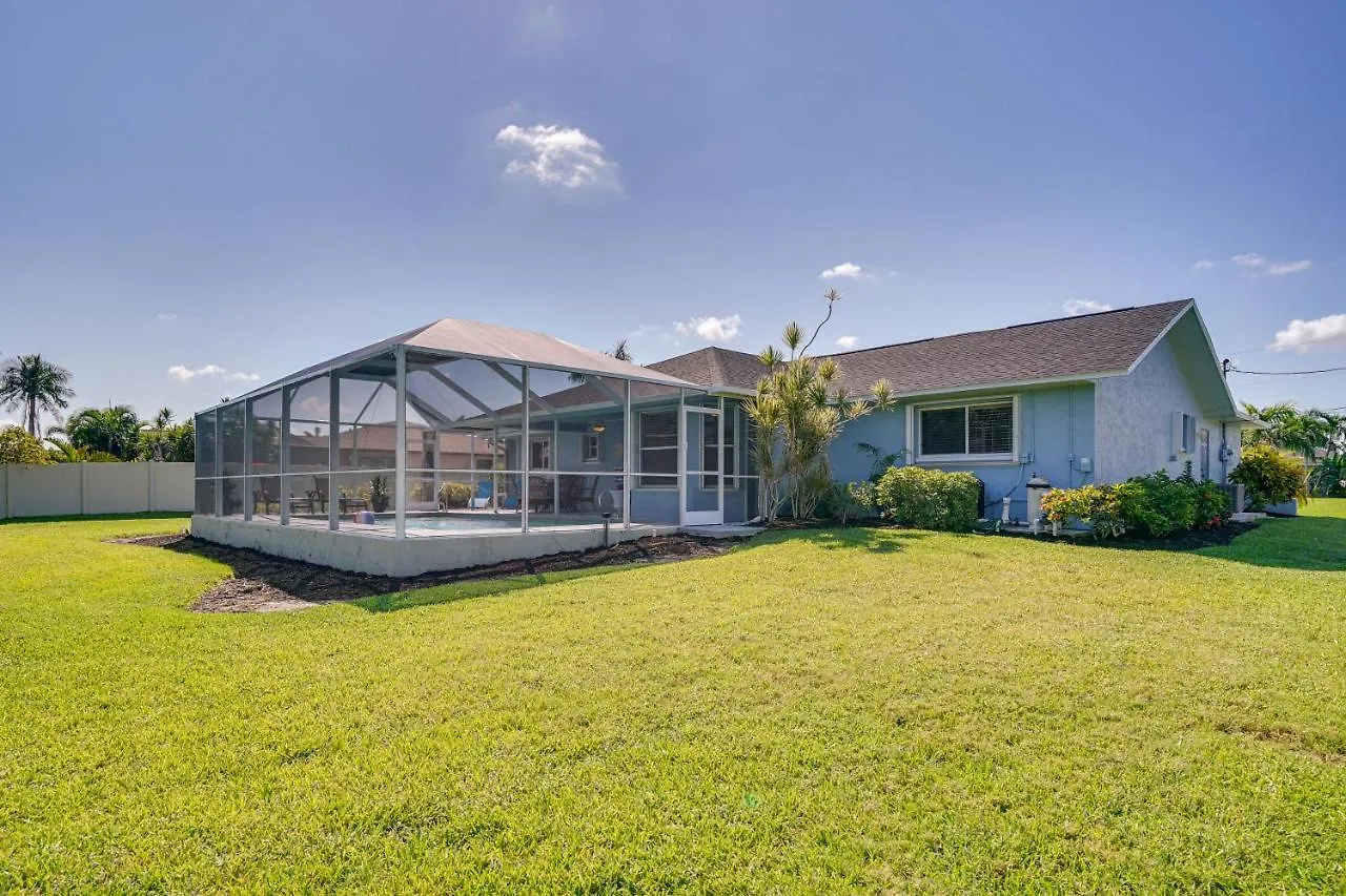 Centrally Located Oasis Pool And Lanai Cape Coral