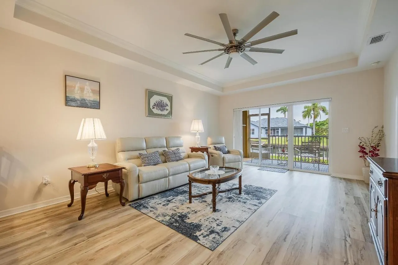 Closest To The Pool! - Updated, Bright & Cheery - Serenity Cove - Roelens Vacations