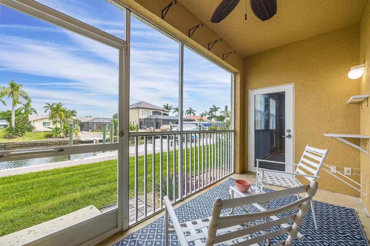 Holiday home Closest To The Pool! - Updated, Bright & Cheery - Serenity Cove - Roelens Vacations *