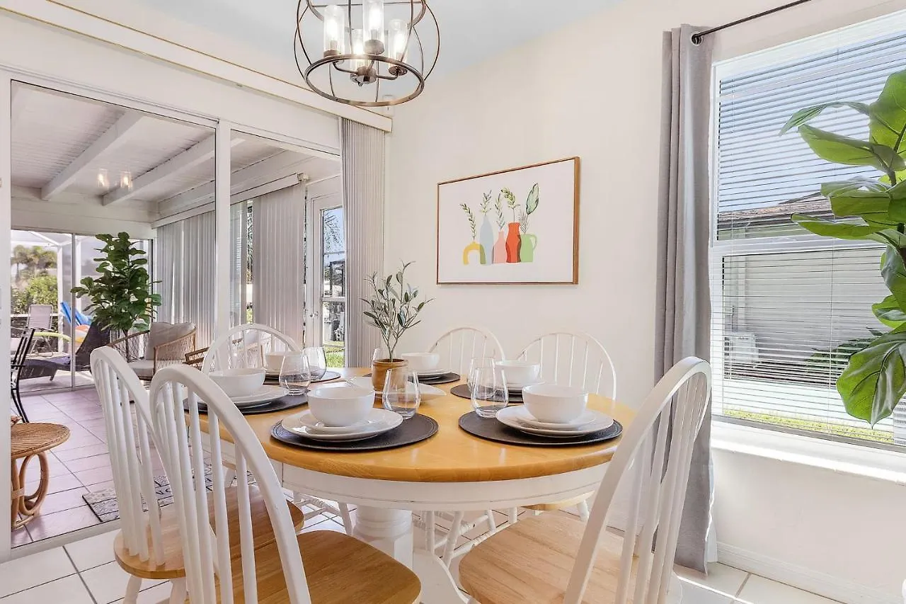 Direct Gulf Access - Just Mnutes To The River! - Heated Pool! - Waterside Serenade - Roelens Holiday home Cape Coral