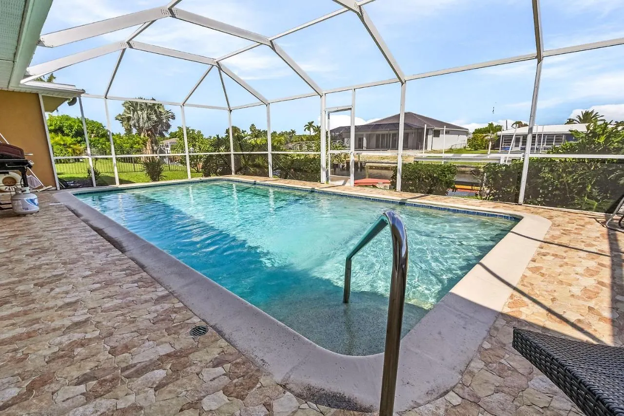 Holiday home Direct Gulf Access - Just Mnutes To The River! - Heated Pool! - Waterside Serenade - Roelens Cape Coral