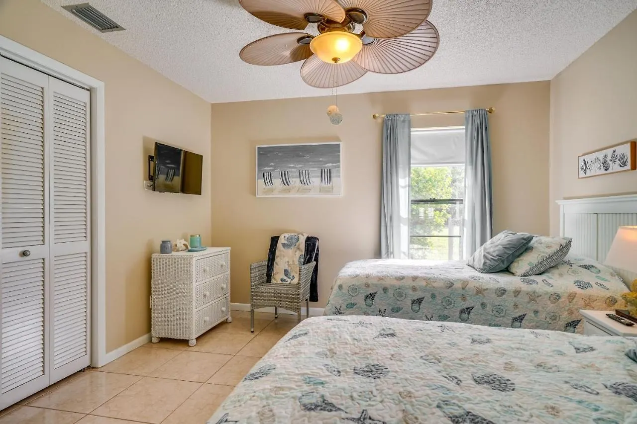 Near Beaches And Downtown * Cape Coral