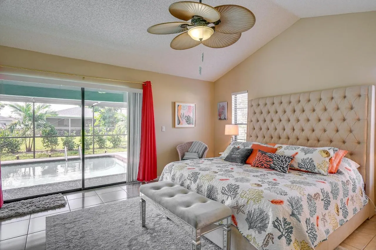 Near Beaches And Downtown Holiday home