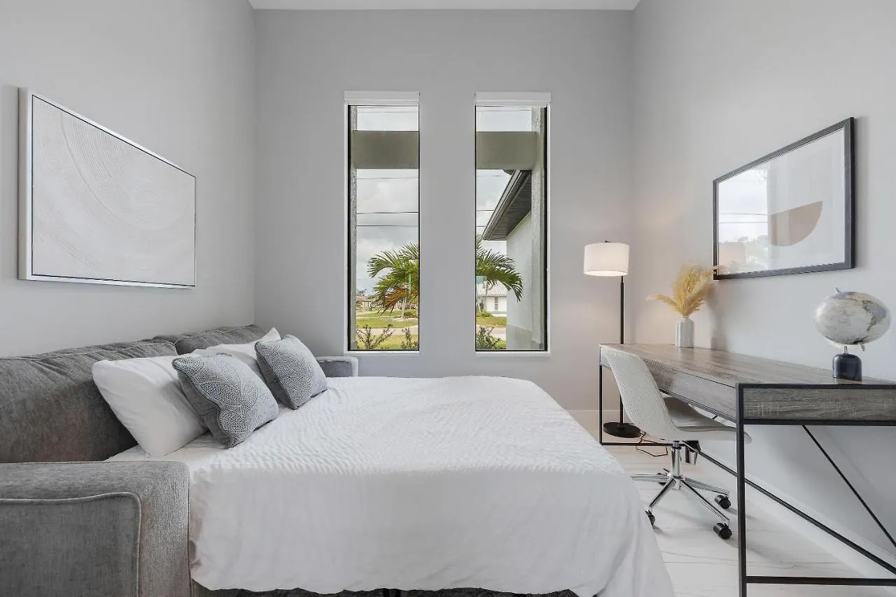 Holiday home Cloud 9- Roelens Vacations Cape Coral