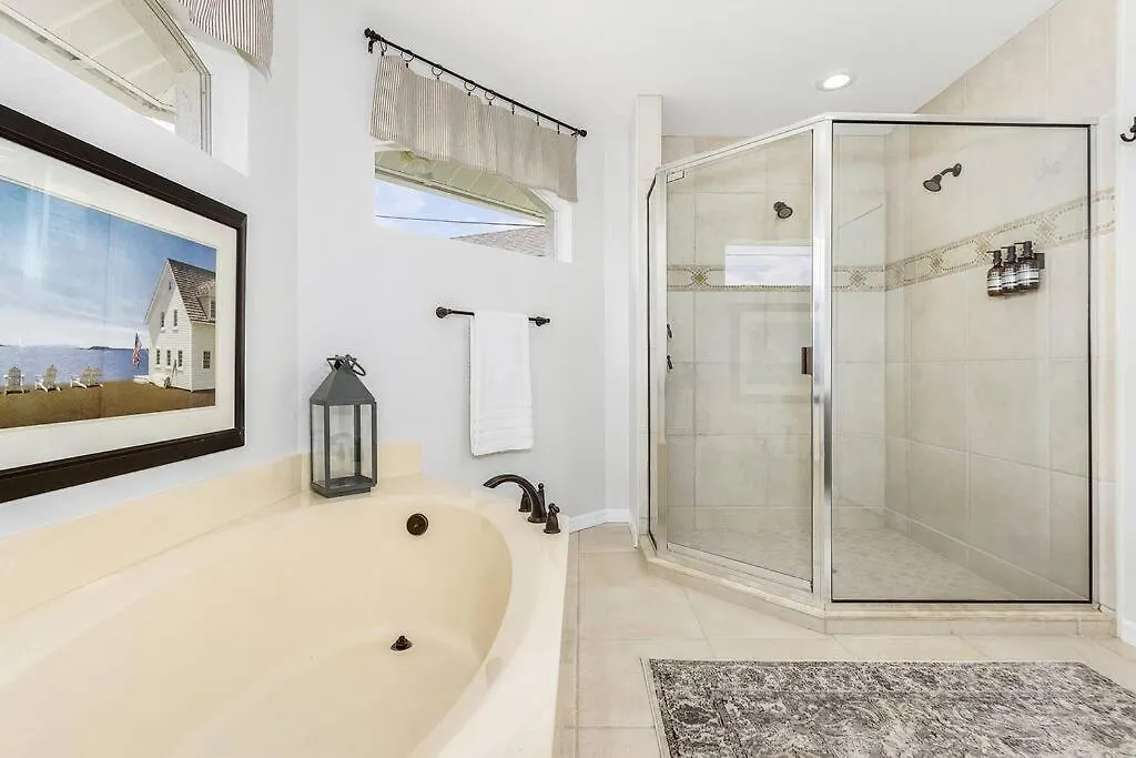 Family Retreat 4 Bedroom, Heated Pool, Pets Okay Holiday home Cape Coral