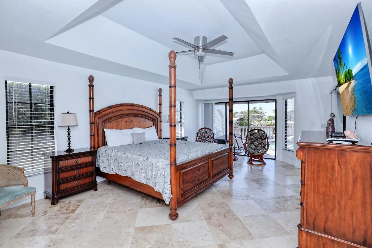 Waterview - Amazing Gulf Access Pool And On Spacious Corner Lot! * Cape Coral
