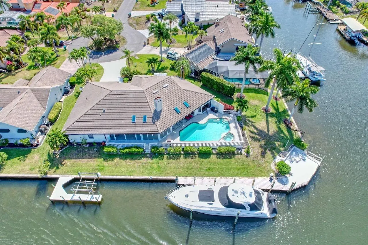 Waterview - Amazing Gulf Access Pool And On Spacious Corner Lot!