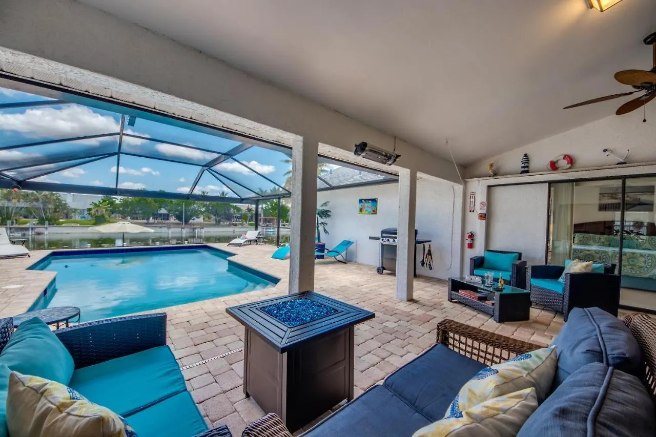 Mcarita - 4 Bedroom W. Heated Pool On The Water Villa