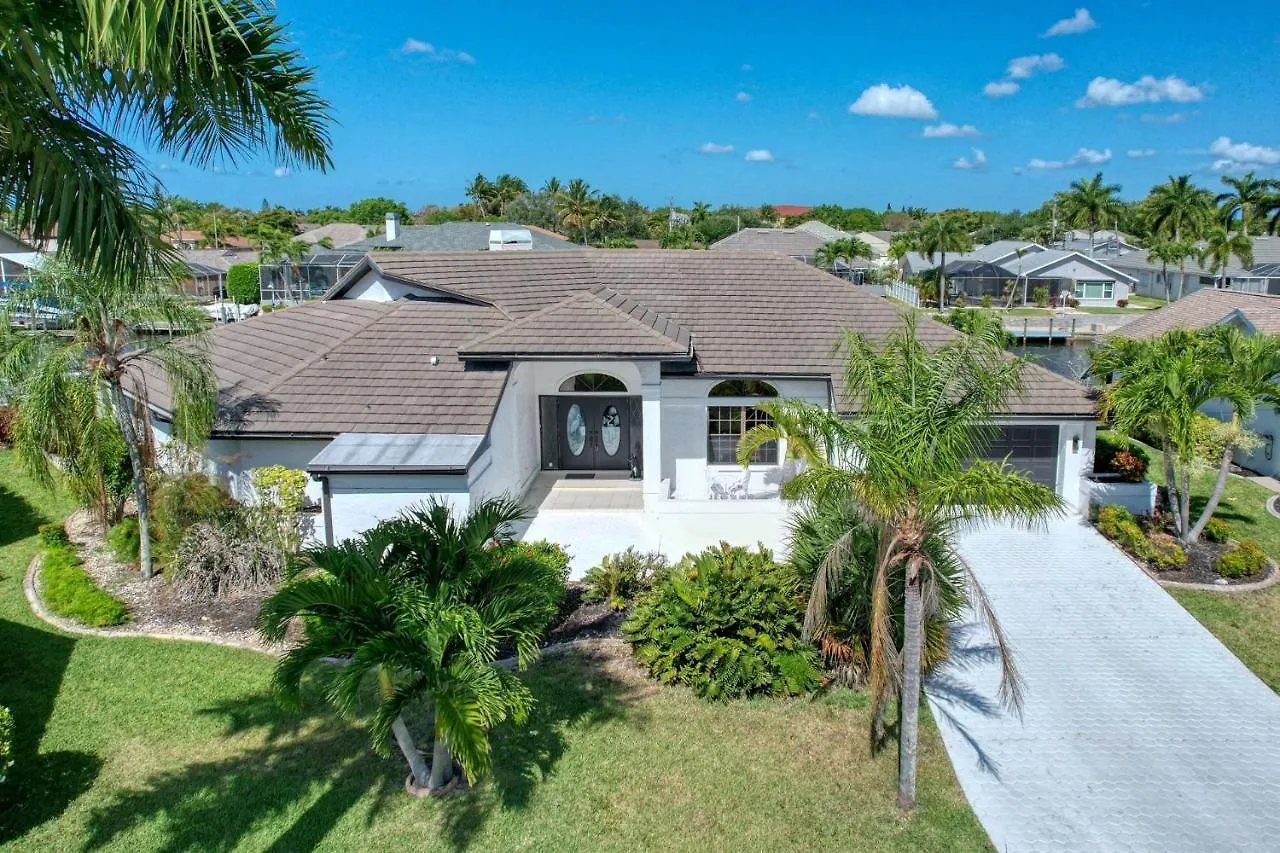 Waterview - Amazing Gulf Access Pool And On Spacious Corner Lot! *