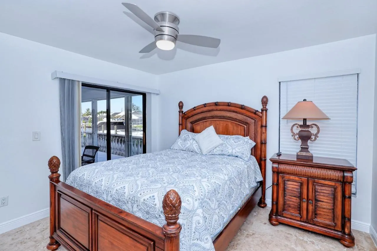 Waterview - Amazing Gulf Access Pool And On Spacious Corner Lot! *