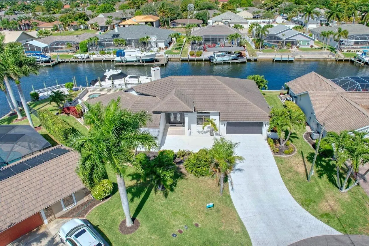 Waterview - Amazing Gulf Access Pool And On Spacious Corner Lot!
