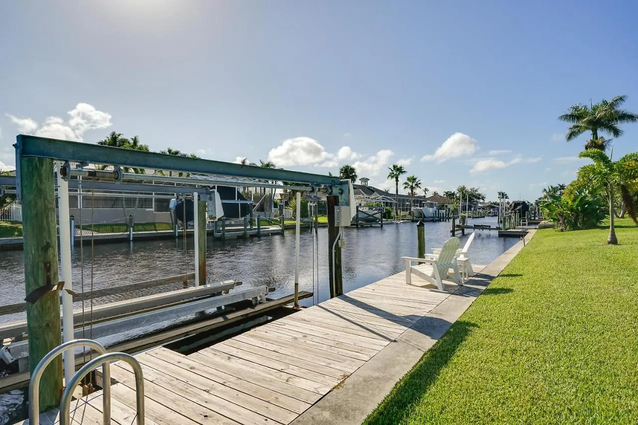 Waterfront With Pool, Dock And Grill!