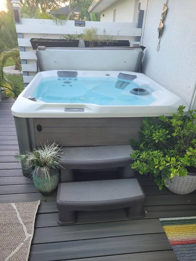 Coral Paradise * Cape Coral