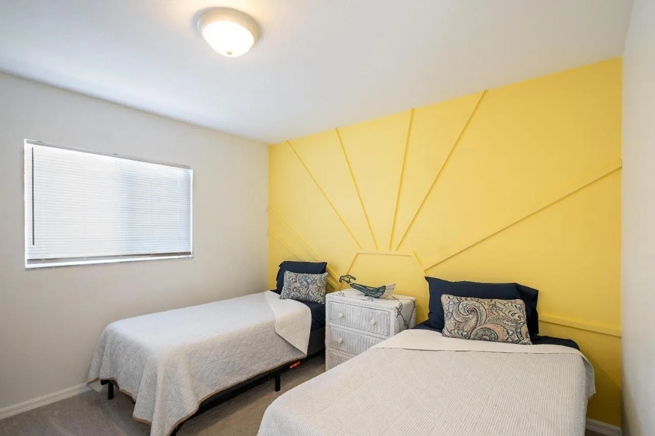 Serene 3-bedroom Haven Near Sanibel Beach! * Cape Coral