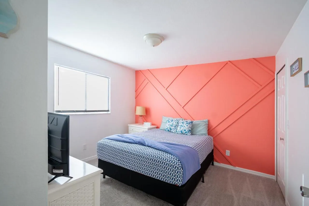 Serene 3-bedroom Haven Near Sanibel Beach! *