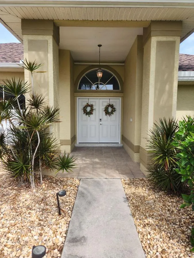 Casa In The Cove * Cape Coral
