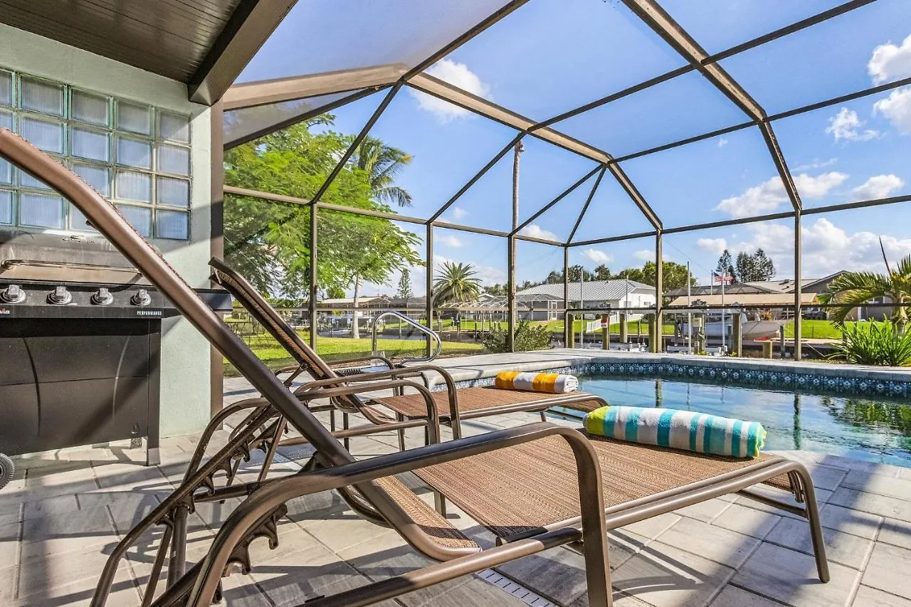 Direct Sailboat Access & Southern Exposure Heated Pool - Coconut Hideaway - Roelens *