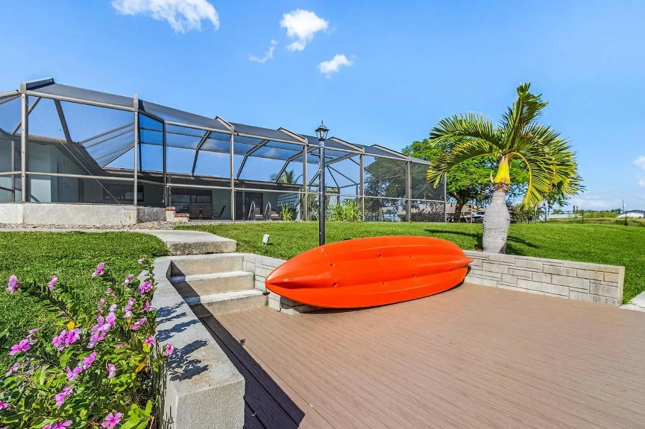 Holiday home Direct Sailboat Access & Southern Exposure Heated Pool - Coconut Hideaway - Roelens *