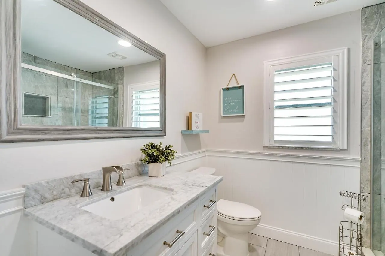 Remodeled Hot Tub And Pool! Cape Coral