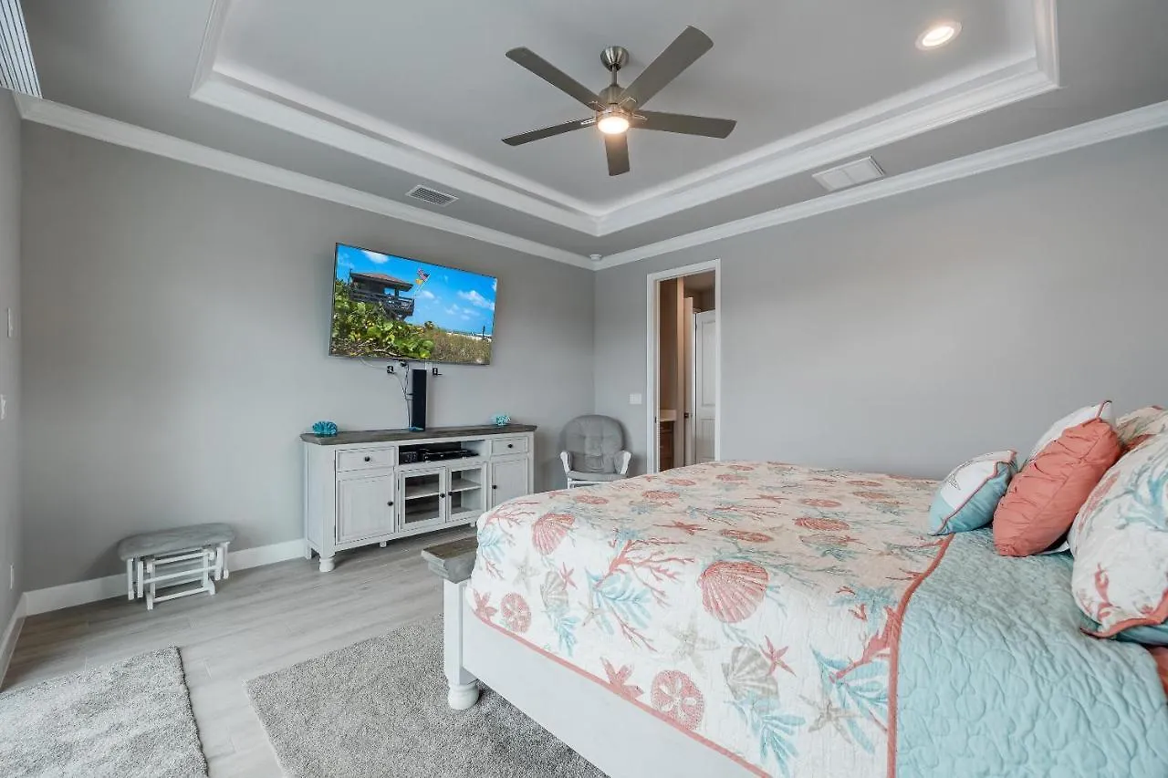 Holiday home It's A Gold Rush! Paddleboard, Kayak, Saltwater Pool & - Sea'n Coastal View - Roelens