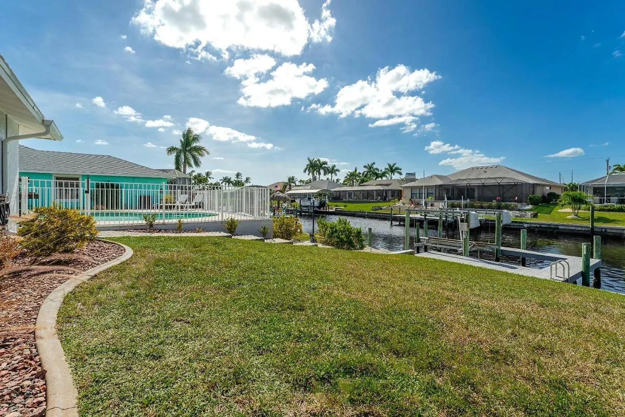 Holiday home Gulf Access, Kayaks, Bikes, Ping-pong & Pool - Palaco Palazzo - Roelens Vacations *