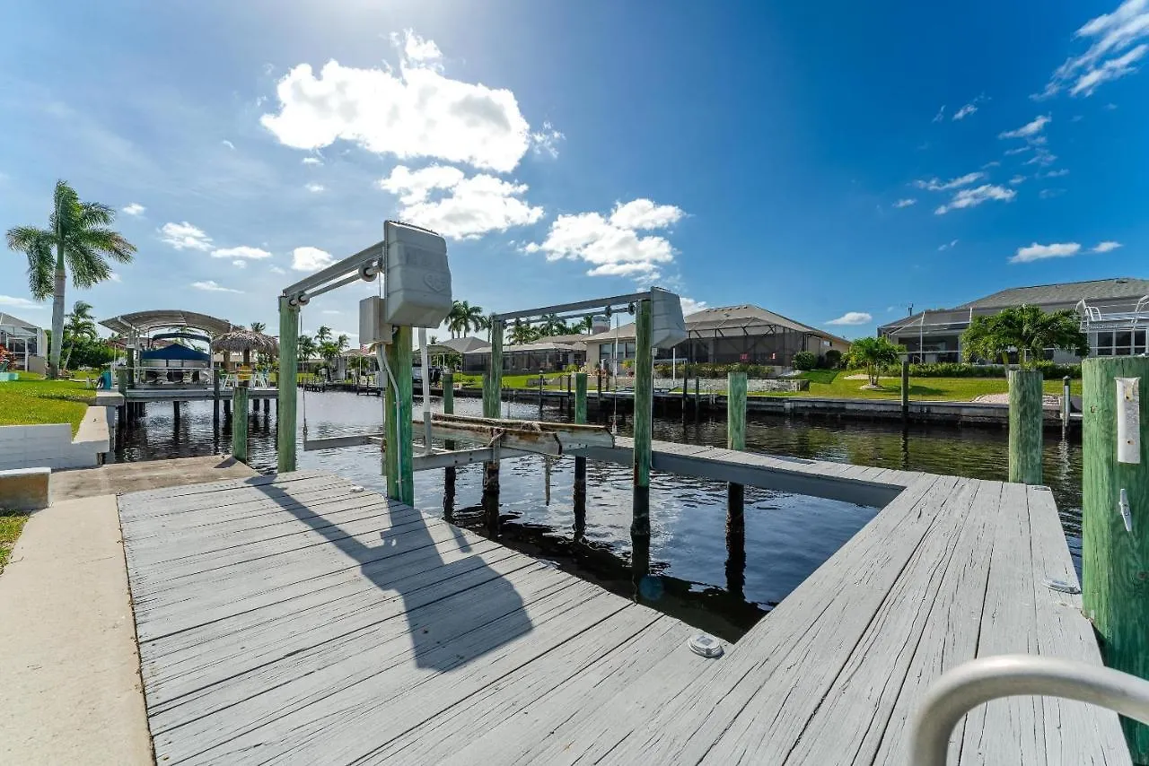 Holiday home Gulf Access, Kayaks, Bikes, Ping-pong & Pool - Palaco Palazzo - Roelens Vacations *