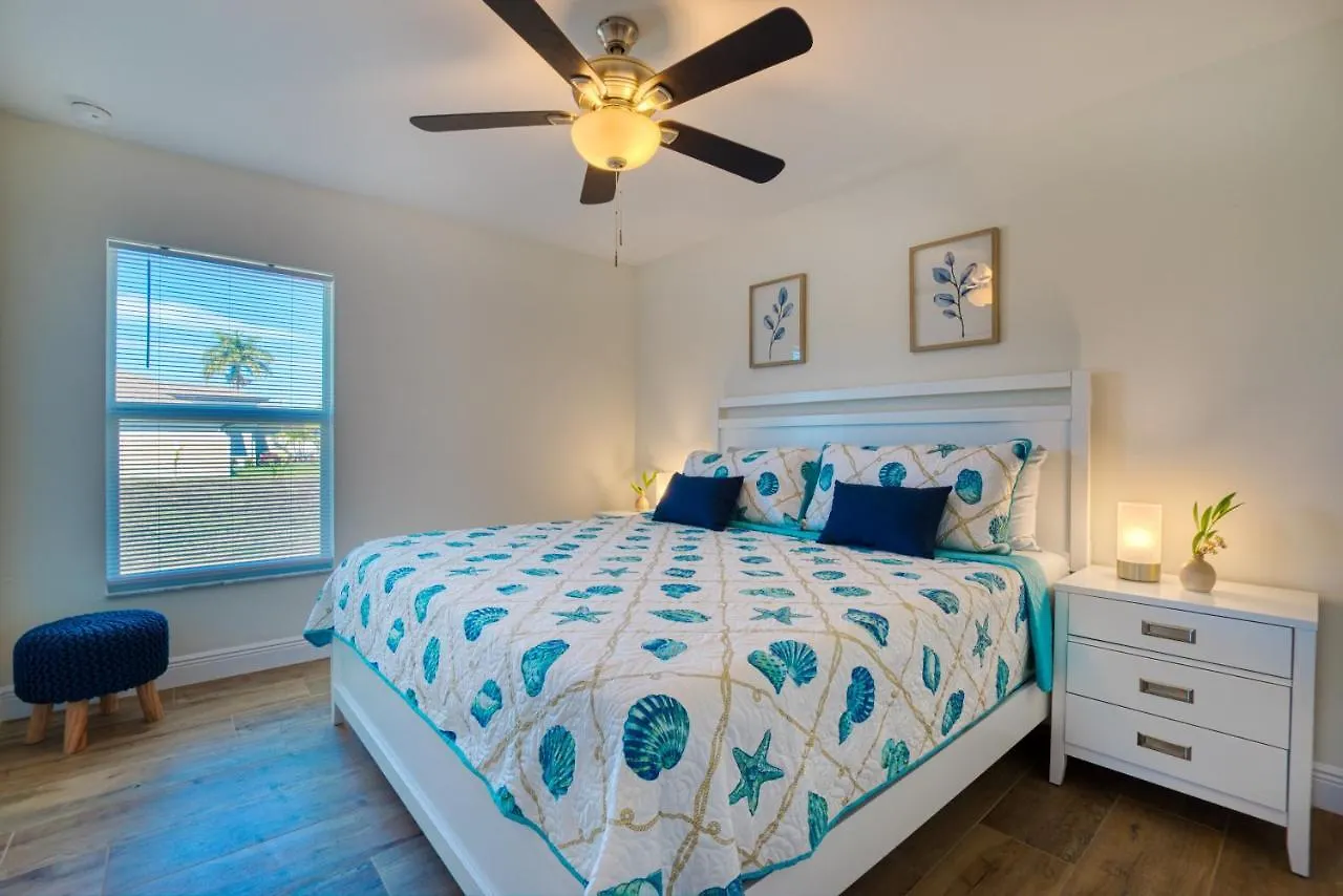 Apollo - 3,5 Beds - 2,5 Baths - 8 Guests - Waterview & Pool/spa - Incl. 10% Off Boat