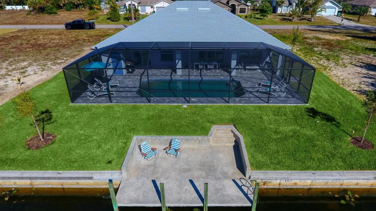 Apollo - 3,5 Beds - 2,5 Baths - 8 Guests - Waterview & Pool/spa - Incl. 10% Off Boat Villa