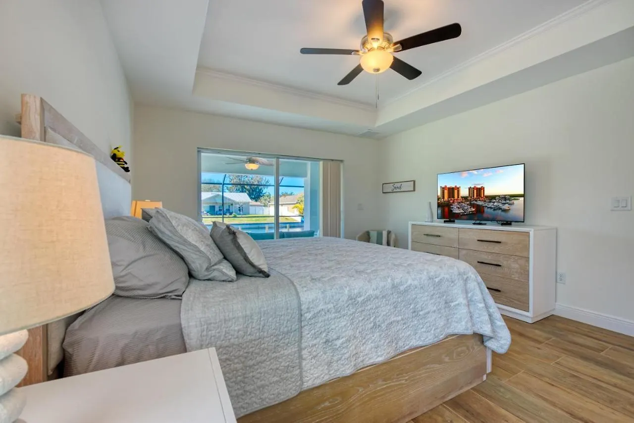 Apollo - 3,5 Beds - 2,5 Baths - 8 Guests - Waterview & Pool/spa - Incl. 10% Off Boat *