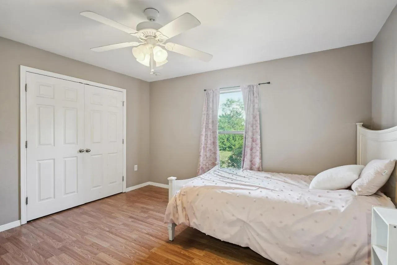 Pet-friendly Retreat With Screened Porch! Holiday home *