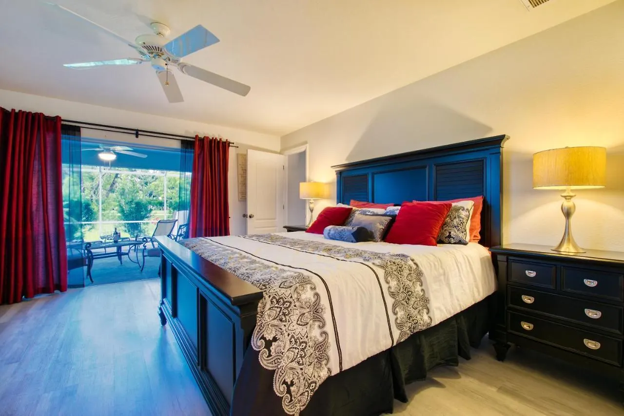 Golfers Dream - 3 Beds - 2 Baths - 6 Guests - Golf Course & Spa - Incl. 10% Off Boat Cape Coral