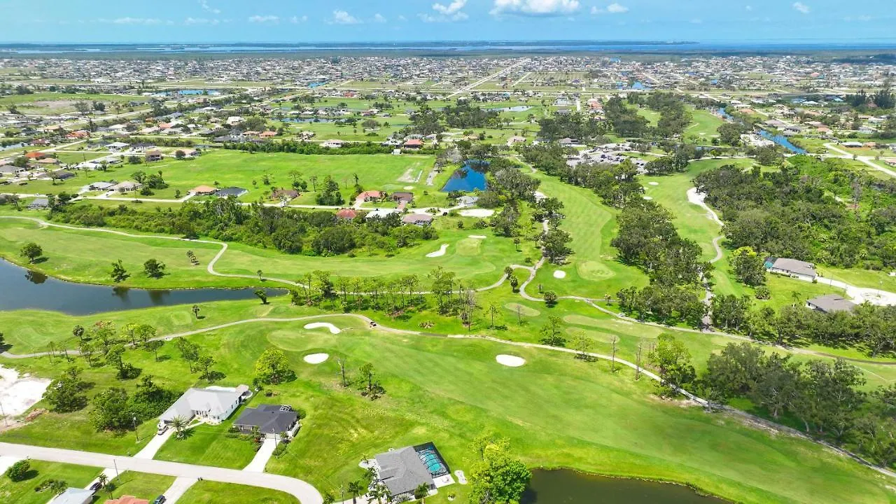 Golfers Dream - 3 Beds - 2 Baths - 6 Guests - Golf Course & Spa - Incl. 10% Off Boat