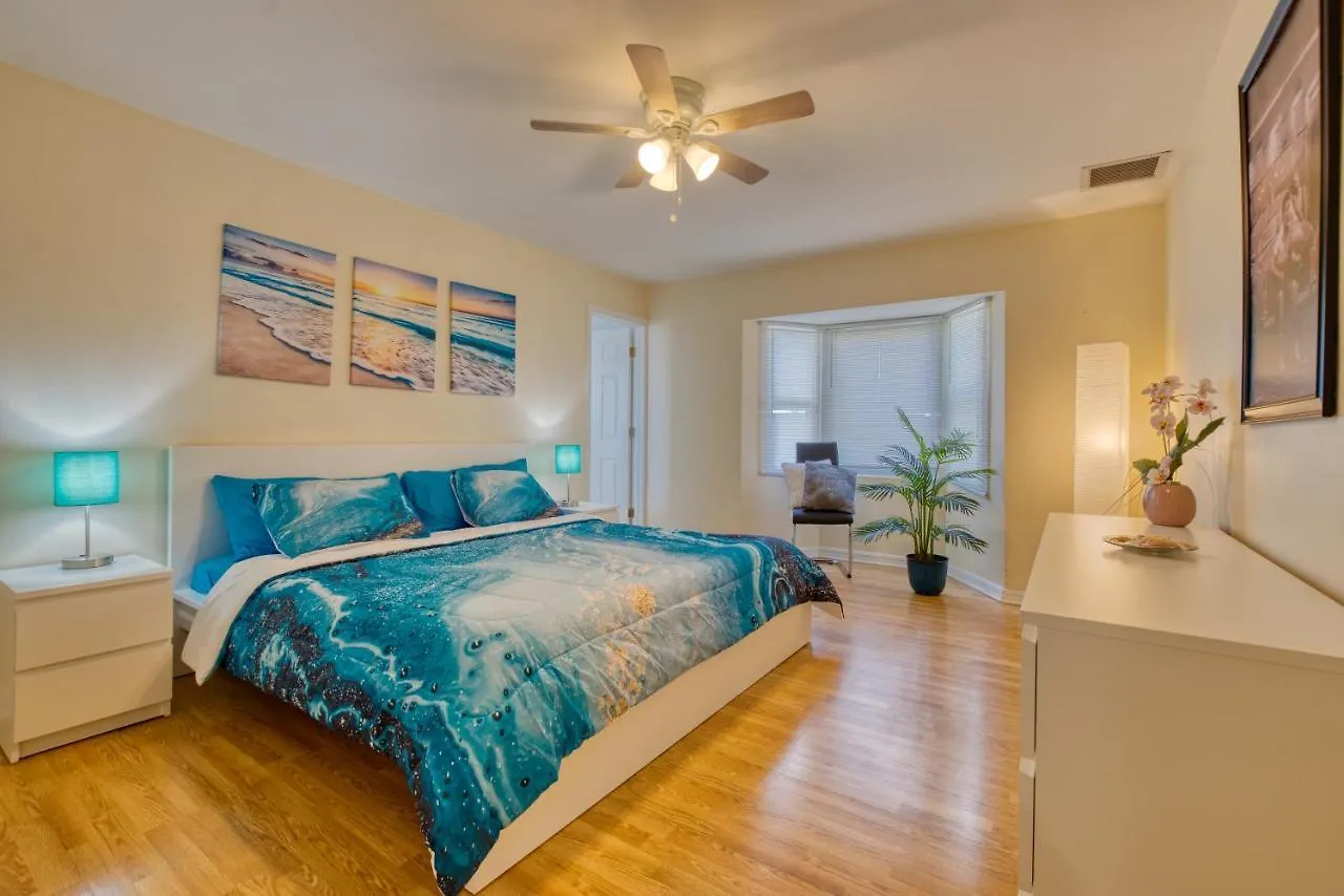 Mikado - 3 Beds - 3 Baths - 6 Guests - Gulf Access & Pool/spa - Boat