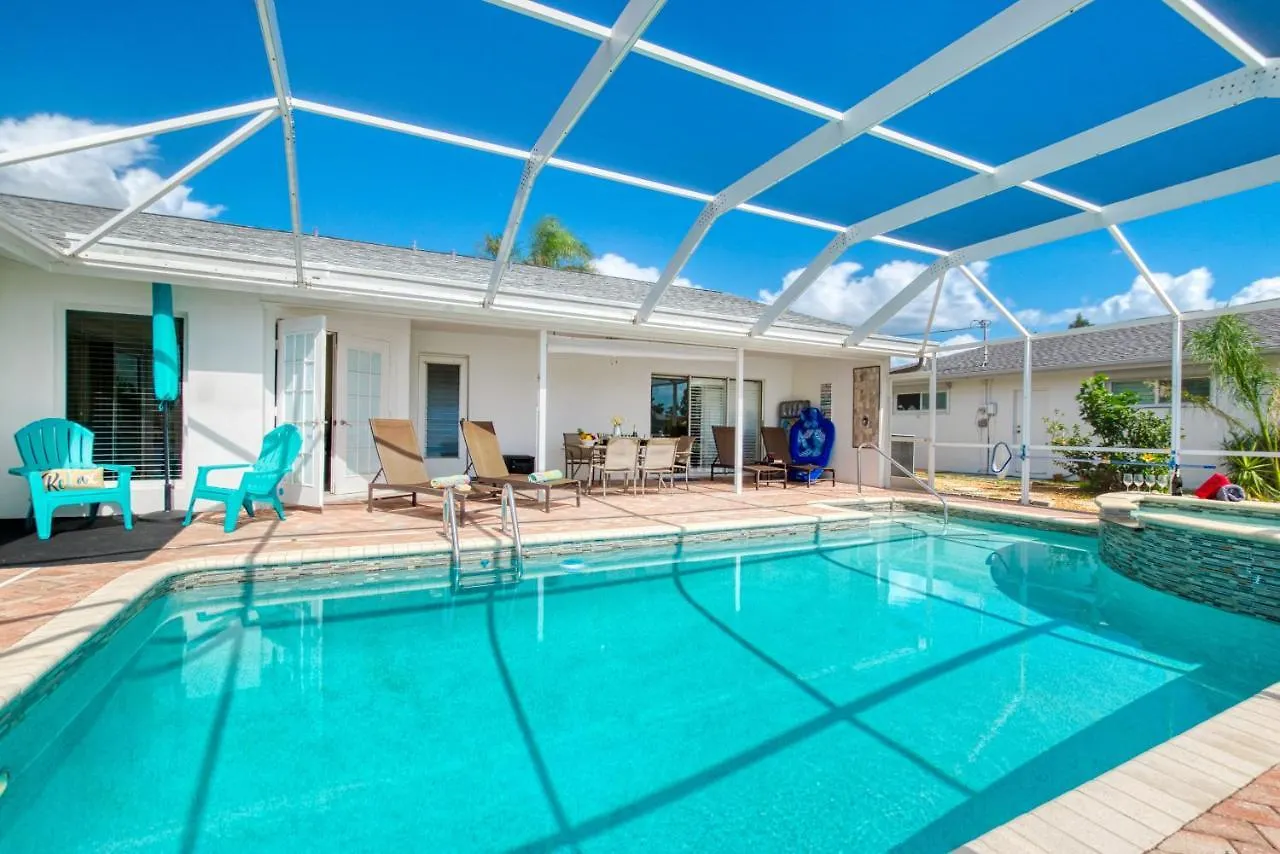 Mikado - 3 Beds - 3 Baths - 6 Guests - Gulf Access & Pool/spa - Boat *