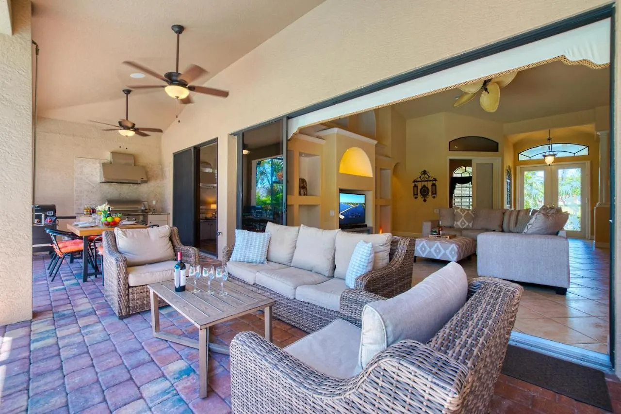 Miracle - 4 Beds - 2 Baths - 8 Guests - Pool/spa - Incl. 10% Off Boat *