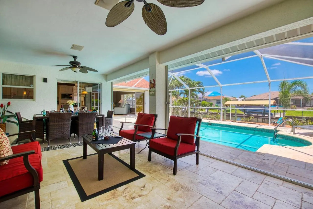 Olinda - 3 Beds - 2 Baths - 6 Guests - Gulf Access & Pool - Incl. 10% Off Boat