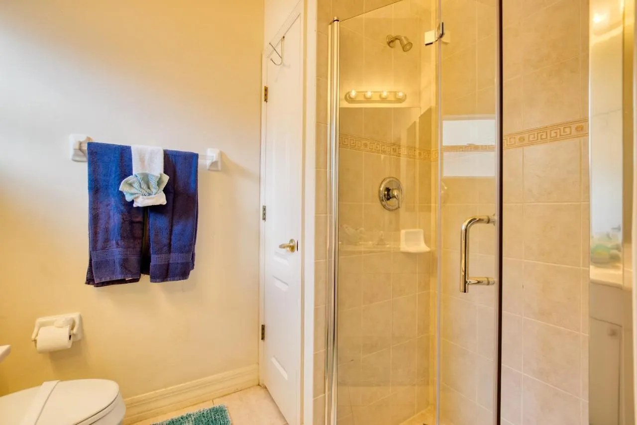 Villa Waterfront - 3 Beds - 3 Baths - 6 Guests - Lakeview & Pool/spa - Incl. 10% Off Boat *
