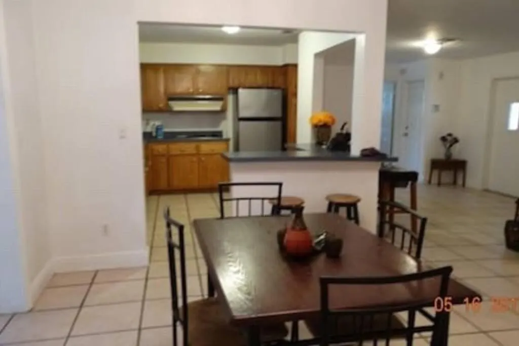 Downtown Serenity Retreats Holiday home *