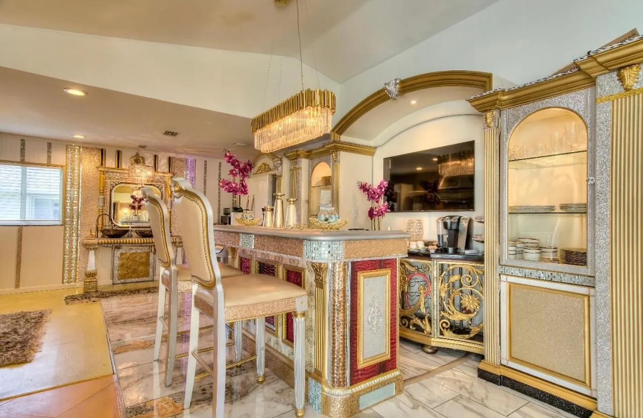 Ultra-luxury Golden In Cape *