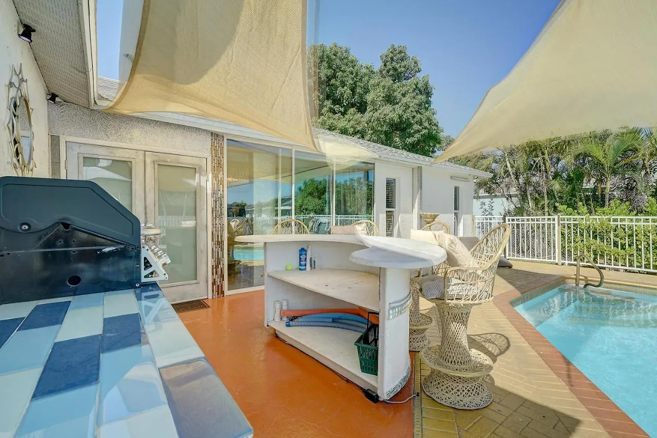 Ultra-luxury Golden In Cape Cape Coral