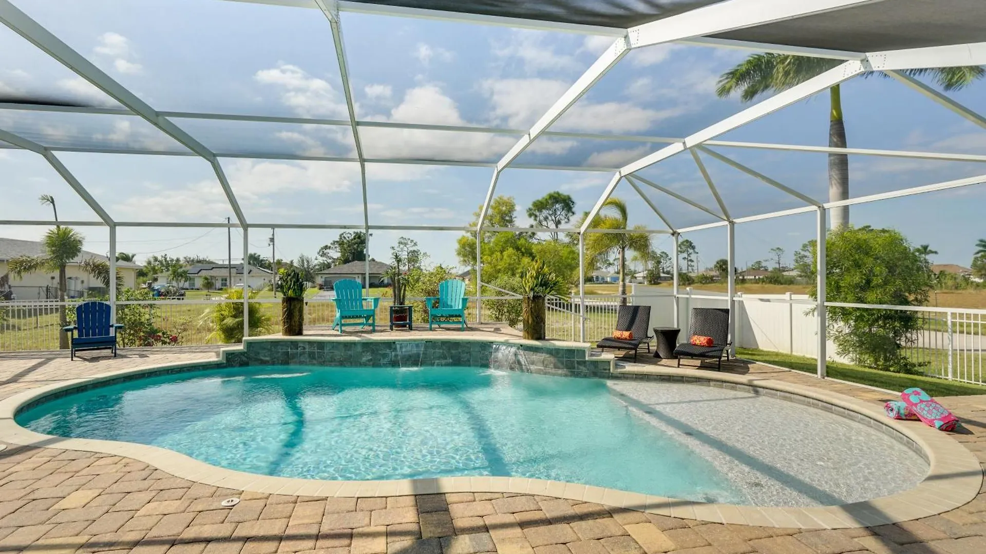 Holiday home Retreat With Heated Pool And Lanai! Cape Coral