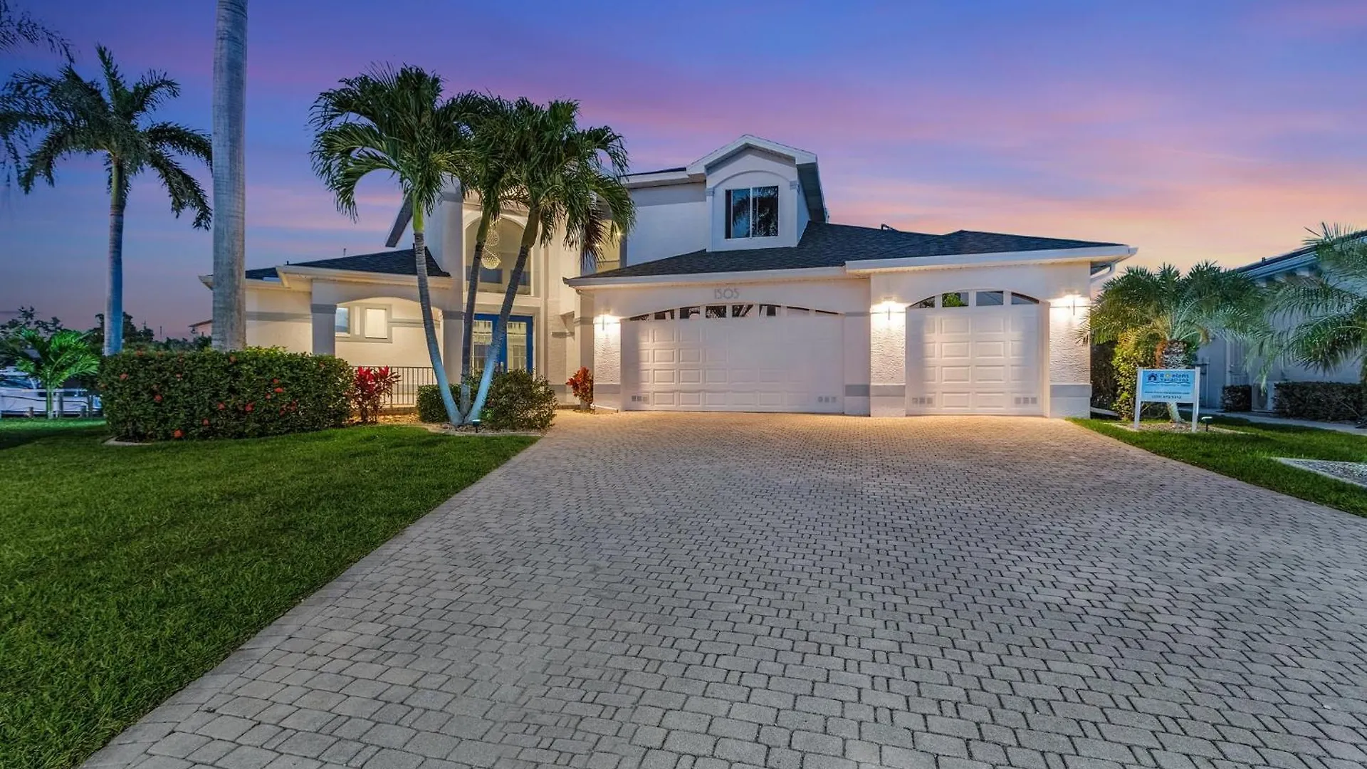 Whispering Palms - - Roelens Vacations Holiday home