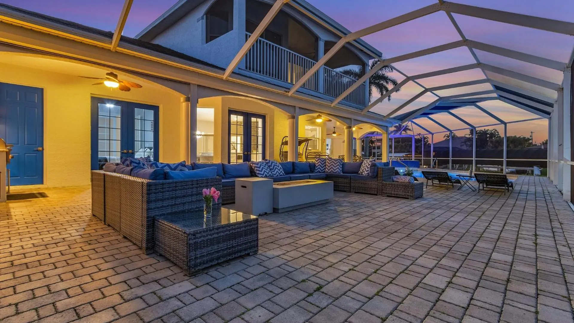 Whispering Palms - - Roelens Vacations Holiday home *